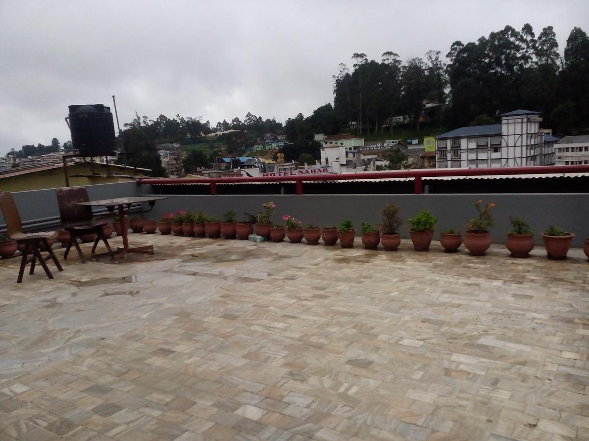Hotel Preethi Palace Ooty Exterior foto